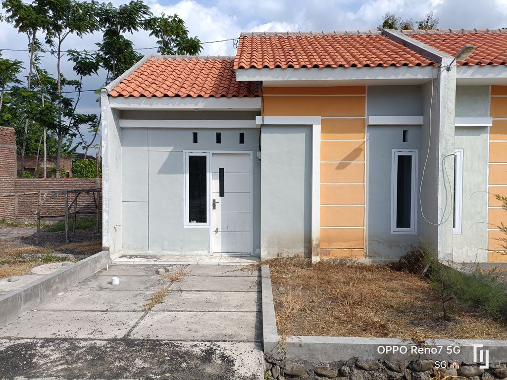 foto contoh rumah perumahan GRIYA SAFIRA