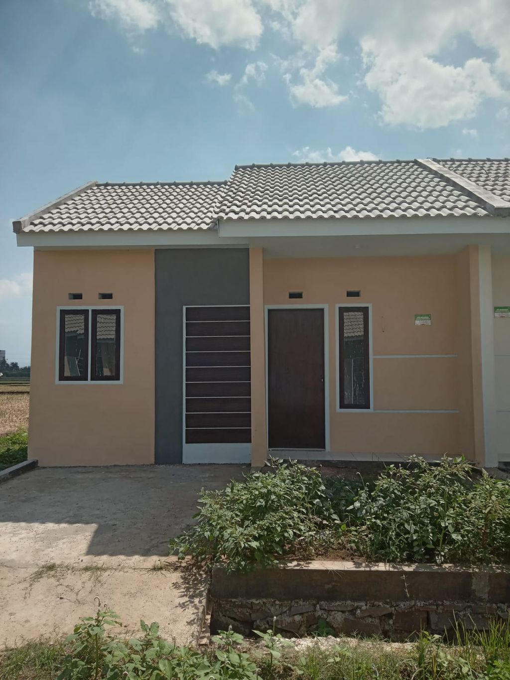 foto contoh rumah perumahan Perumahan Taman Gading Jember
