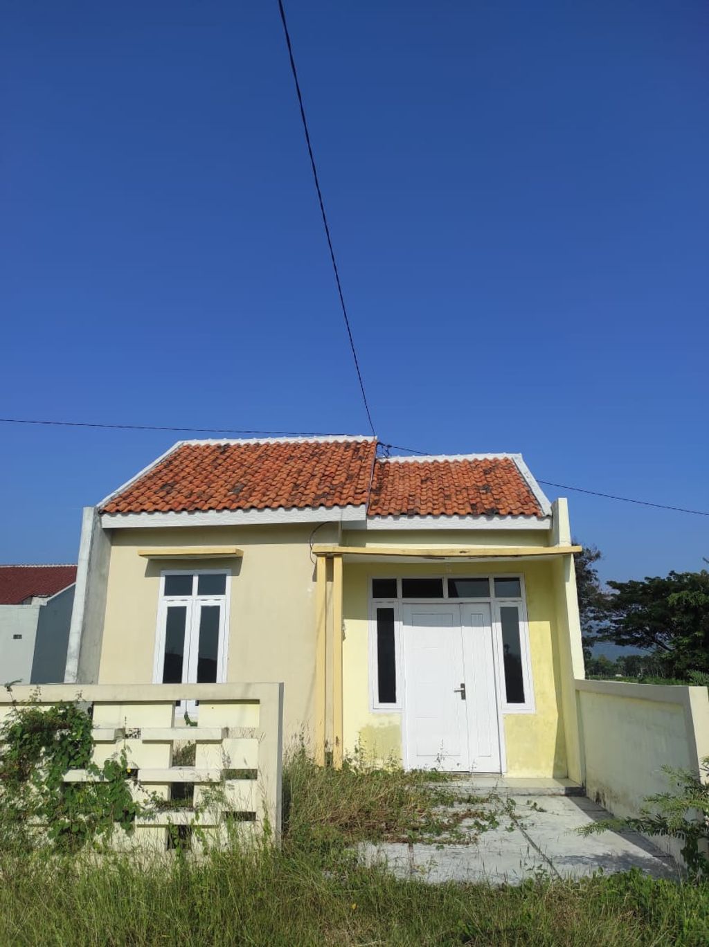 foto tampak rumah tipe JASMINE perumahan GARSADA Residence