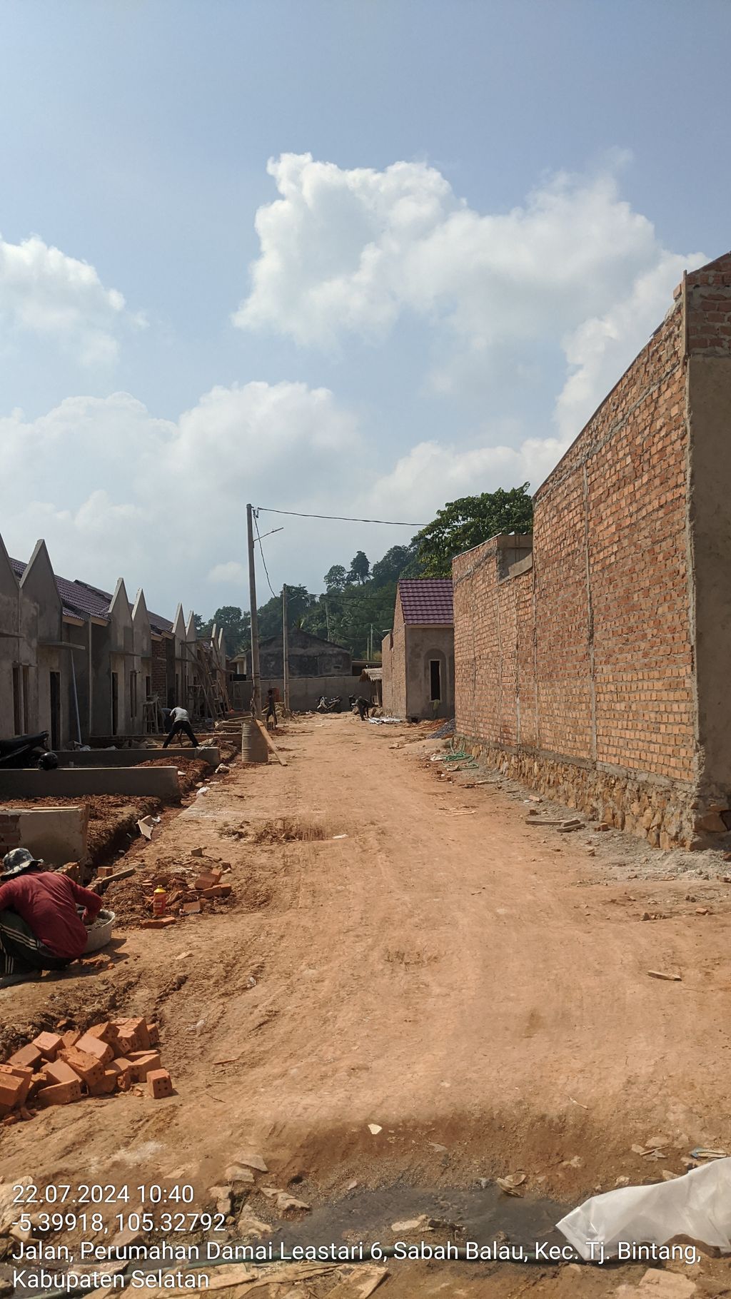 foto gerbang perumahan PERUMAHAN DISTRIK 61 LAND