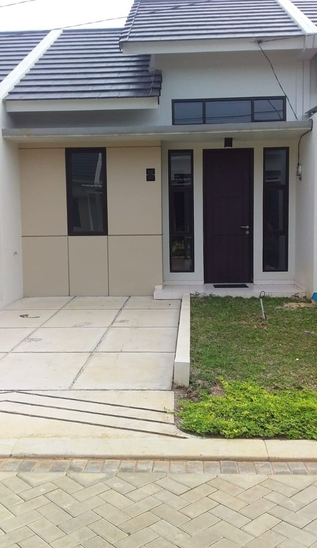 foto tampak rumah tipe 72/39 B-5 perumahan KSO PURI CEMPAKA