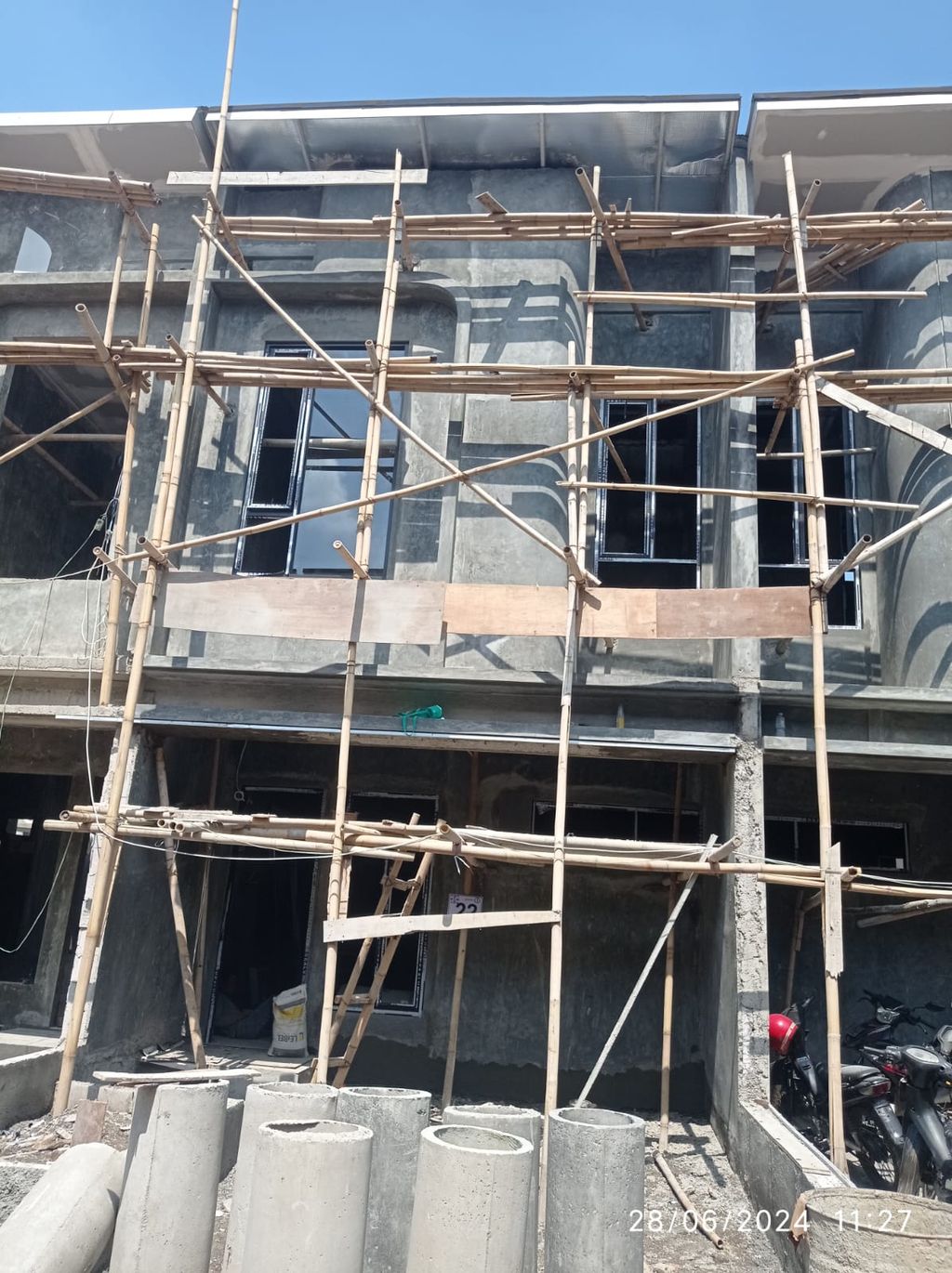 foto tampak rumah tipe 38 Compact High Ceiling (2KT) (455) perumahan G-Land Ciwastra Park 2