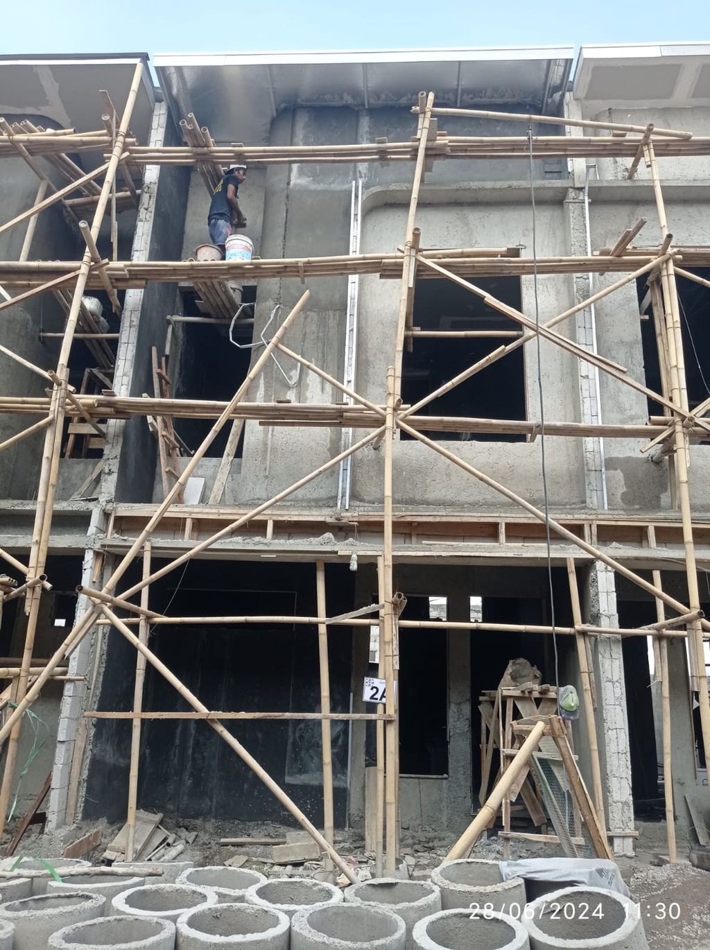 foto tampak rumah tipe 38 Compact High Ceiling (2KT) (462) perumahan G-Land Ciwastra Park 2