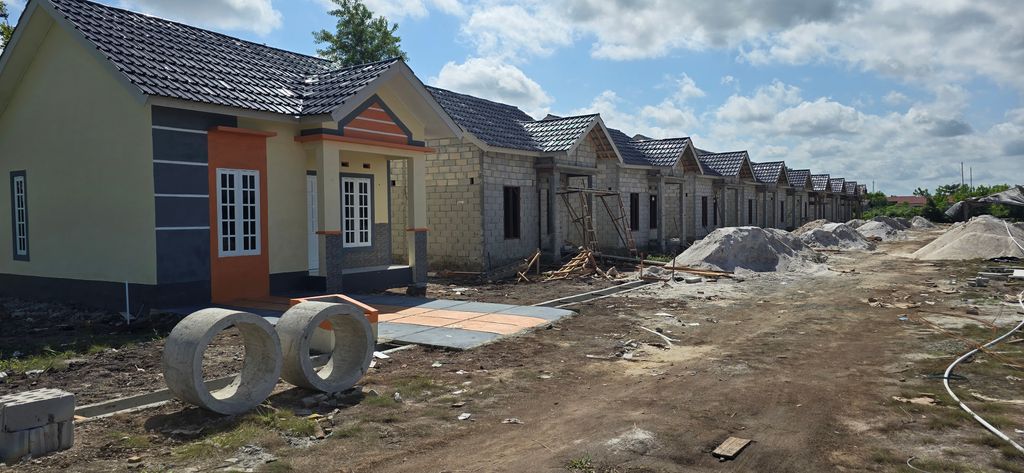 foto gerbang perumahan CASADOVA BATU AMPAR