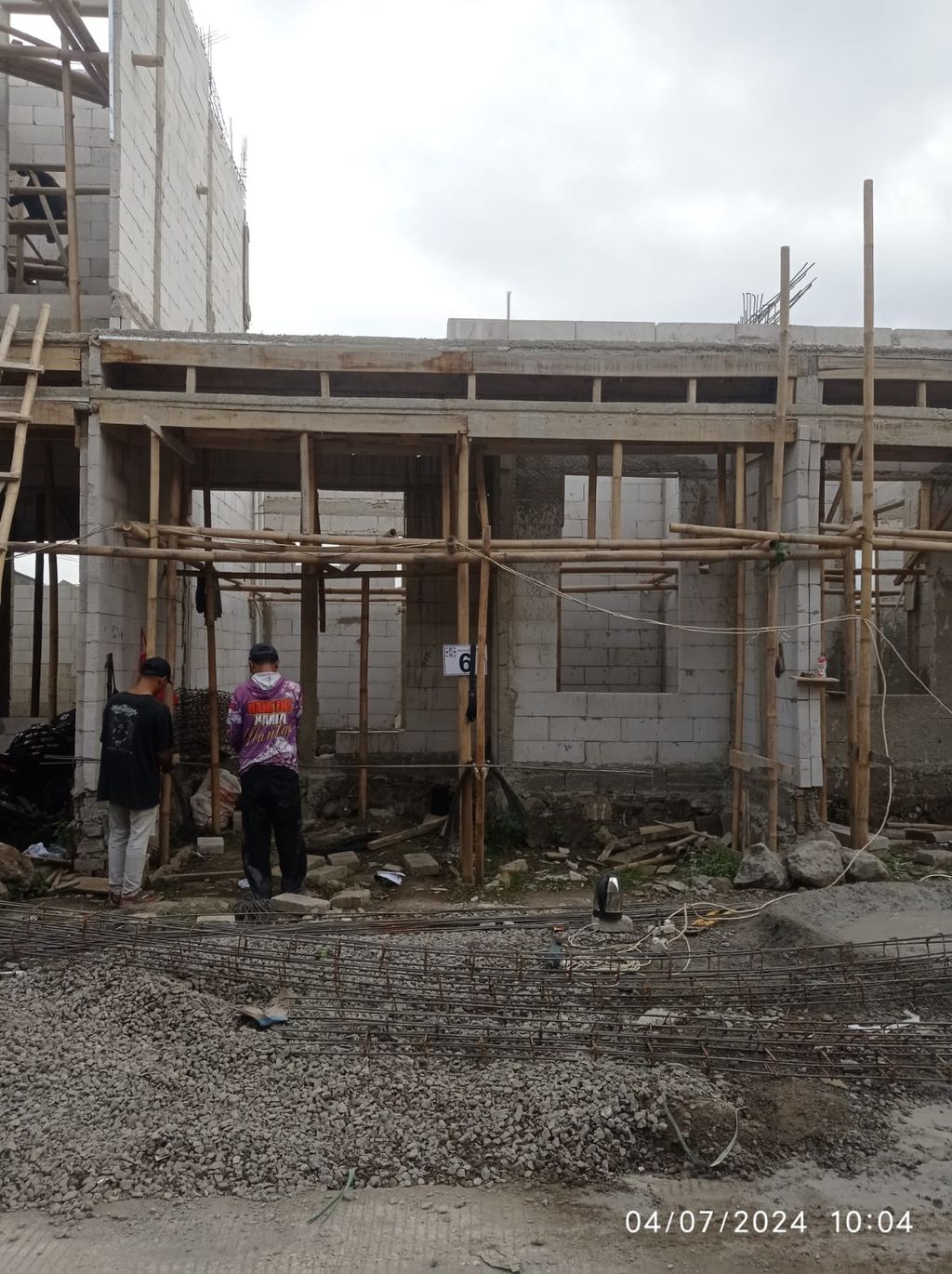 foto tampak rumah tipe 43 Compact High Ceiling (3KT) (494) perumahan G-Land Ciwastra Park 2