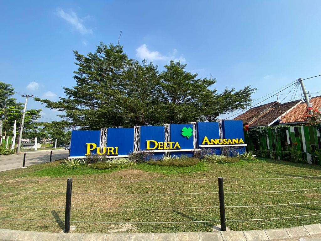 foto gerbang perumahan PURI DELTA ANGSANA EXT