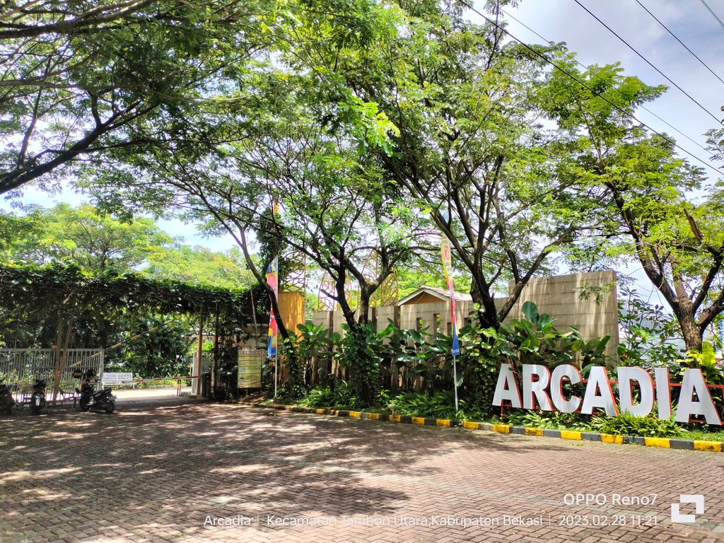 foto gerbang perumahan ARCADIA RESIDENCEE