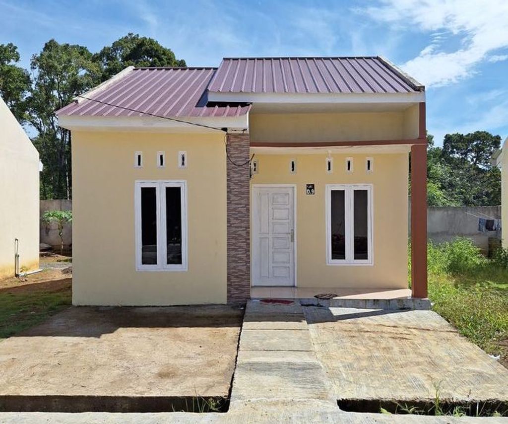 foto tampak rumah tipe 36/120 perumahan GATRI RESIDENCE 3