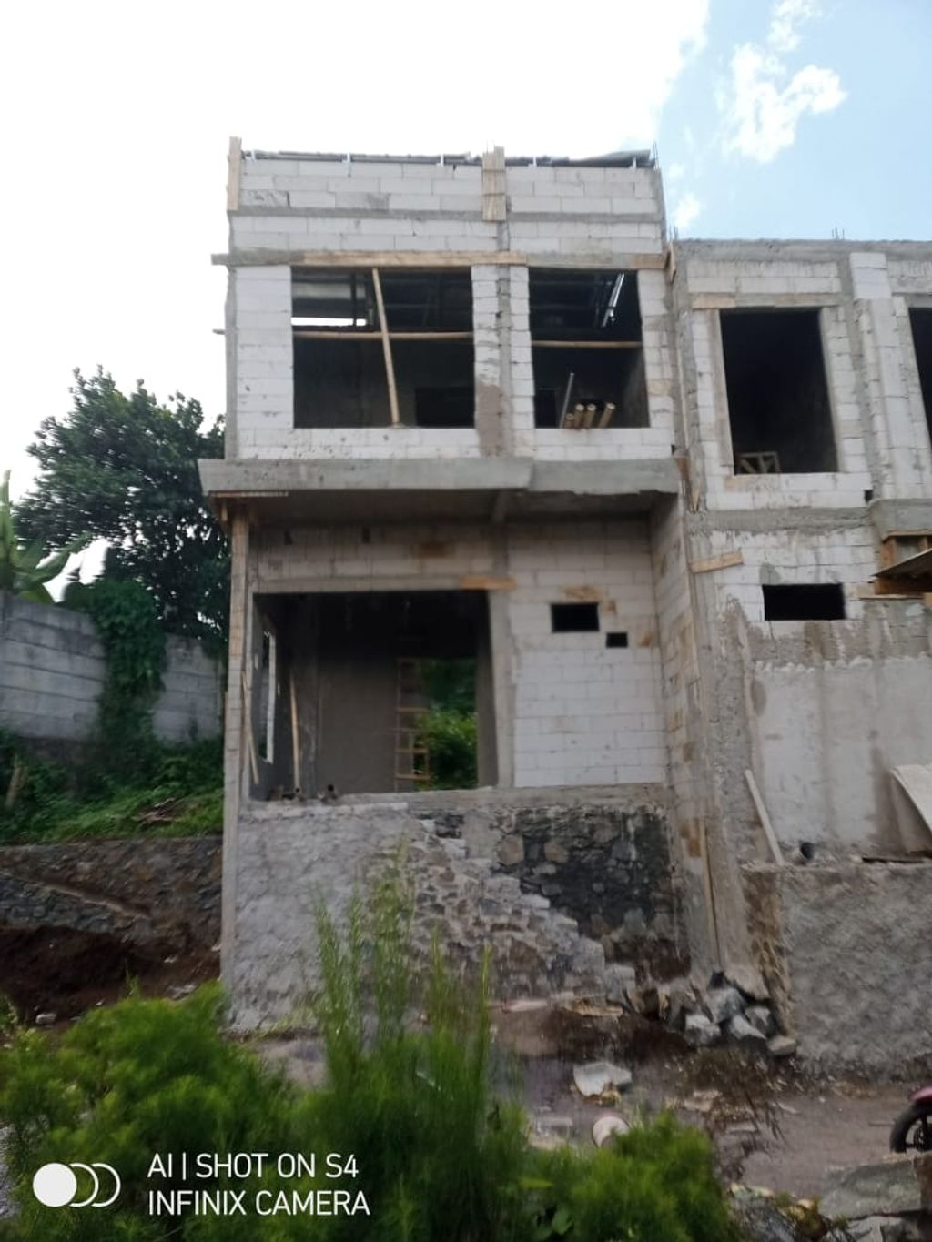 foto tampak rumah tipe 38 Compact (478) perumahan Grand Valley Ujung Berung