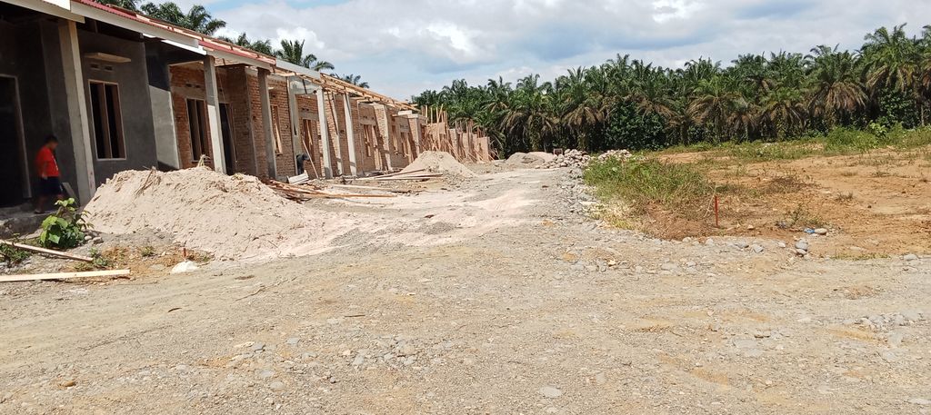 foto posisi tengah perumahan LESTARI 3