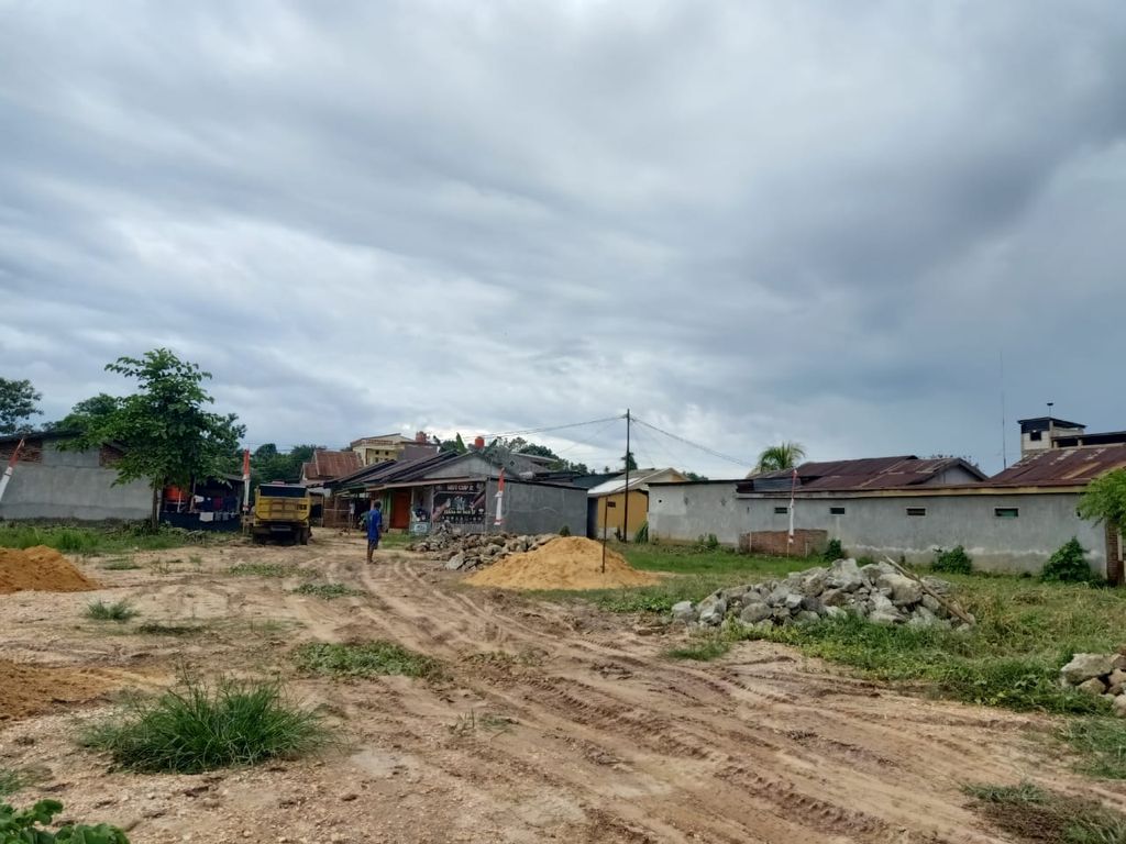 foto posisi tengah perumahan Grand Huko-Huko Residence