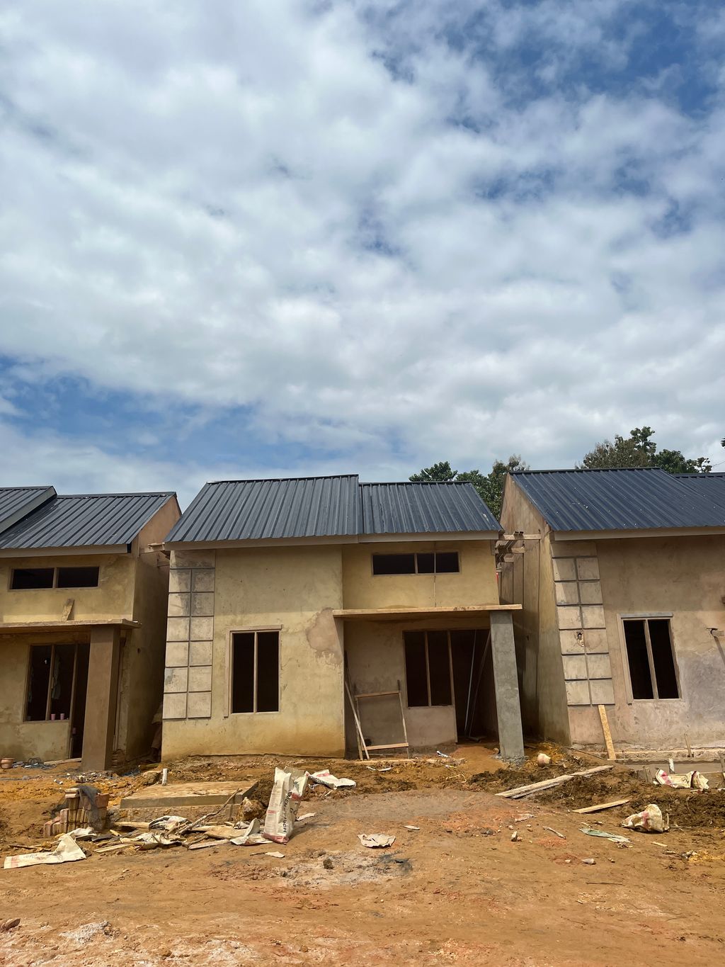 foto tampak rumah tipe 36 perumahan Mega Amaliah Residencee