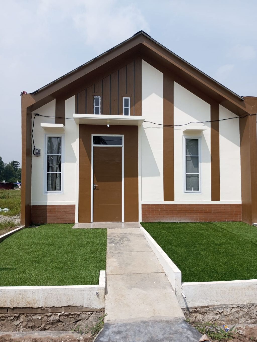 foto contoh rumah perumahan DUTA HARMONI 2