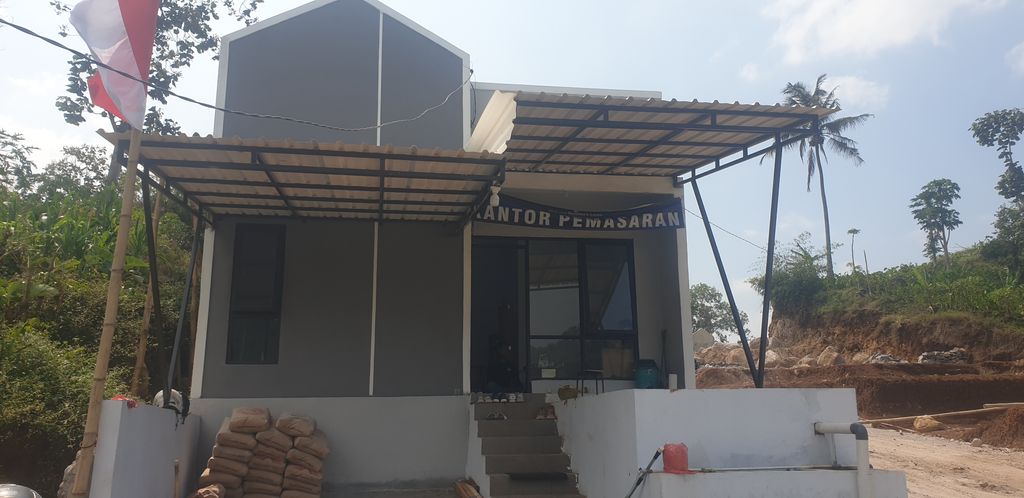foto contoh rumah perumahan RIDWAN REGENCY LELES