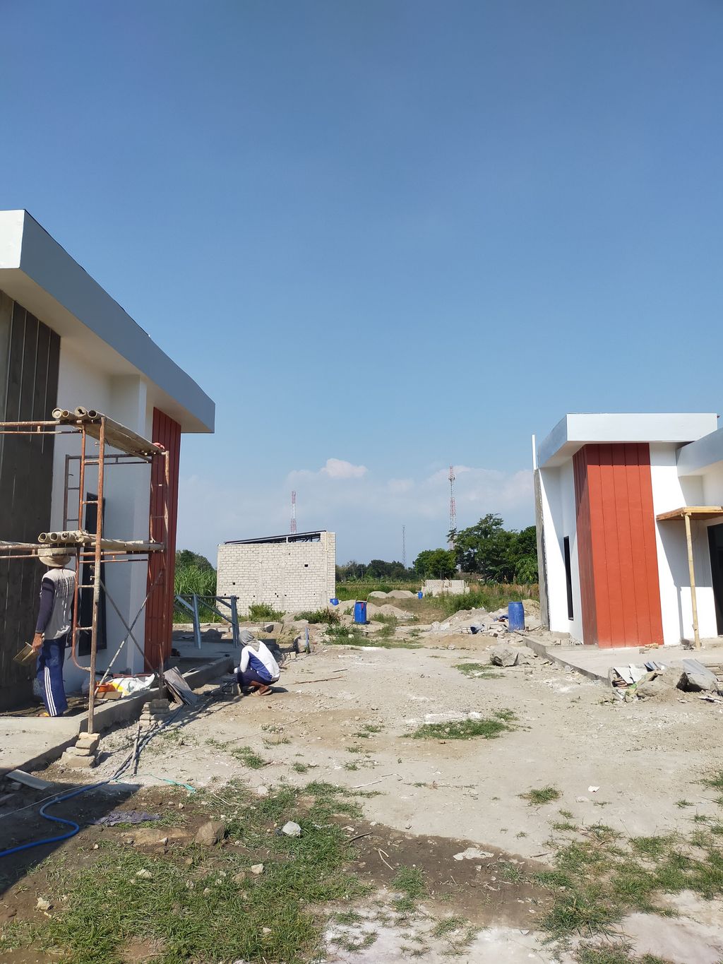 foto posisi tengah perumahan AURA VILLAGE