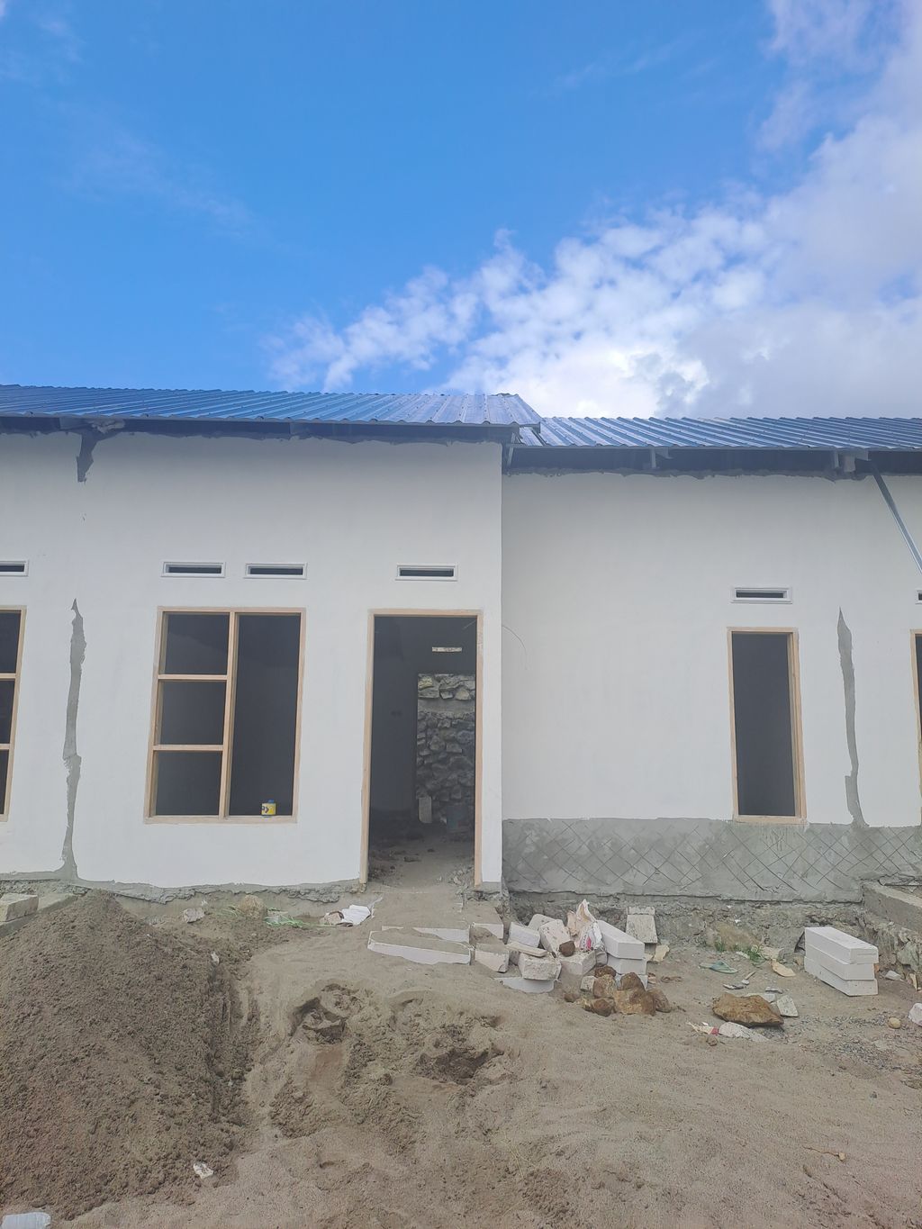 foto contoh rumah perumahan RUBY ZAMZAM