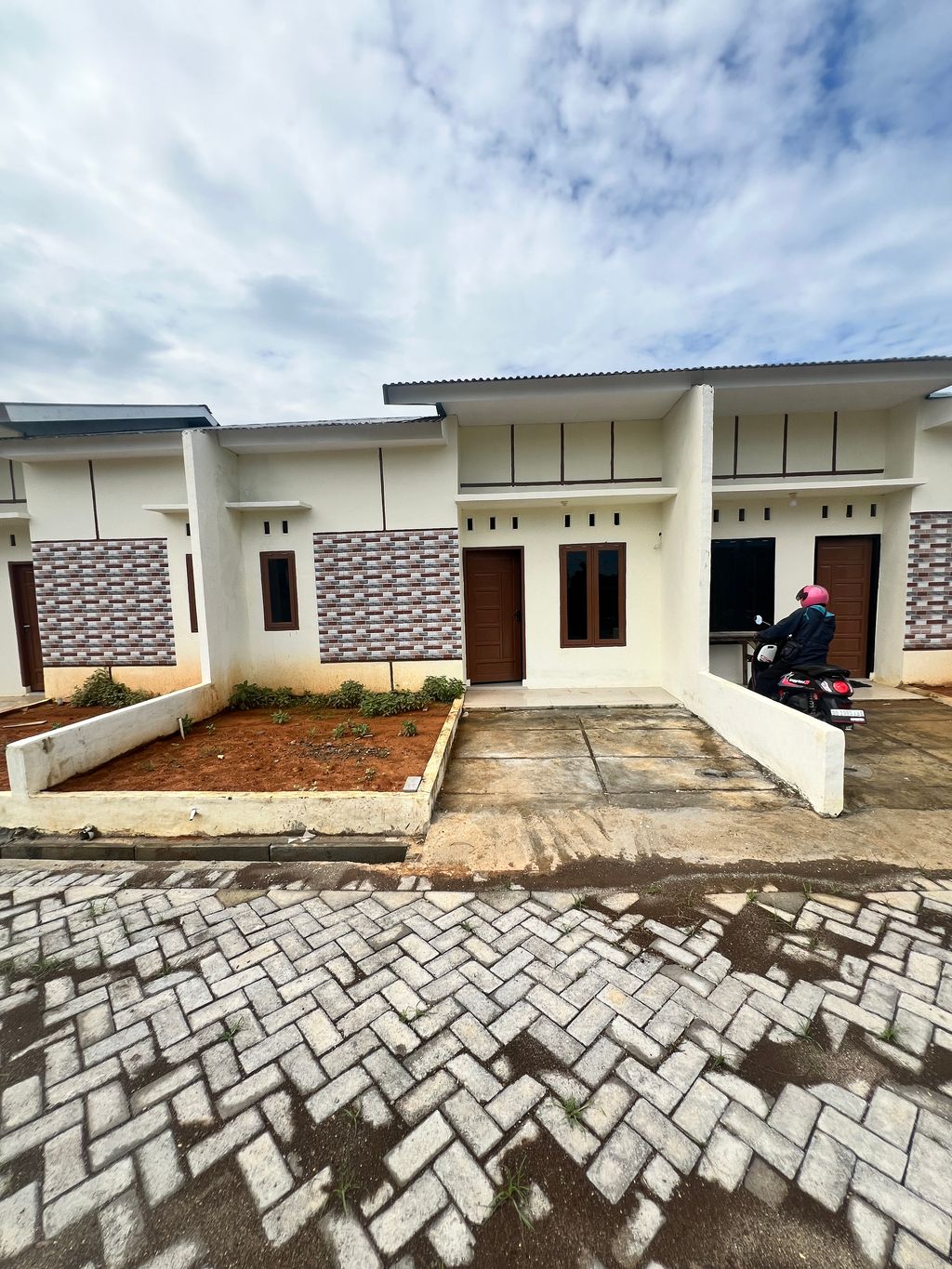 foto tampak rumah tipe 36 perumahan GREEN PESONA PERMAI