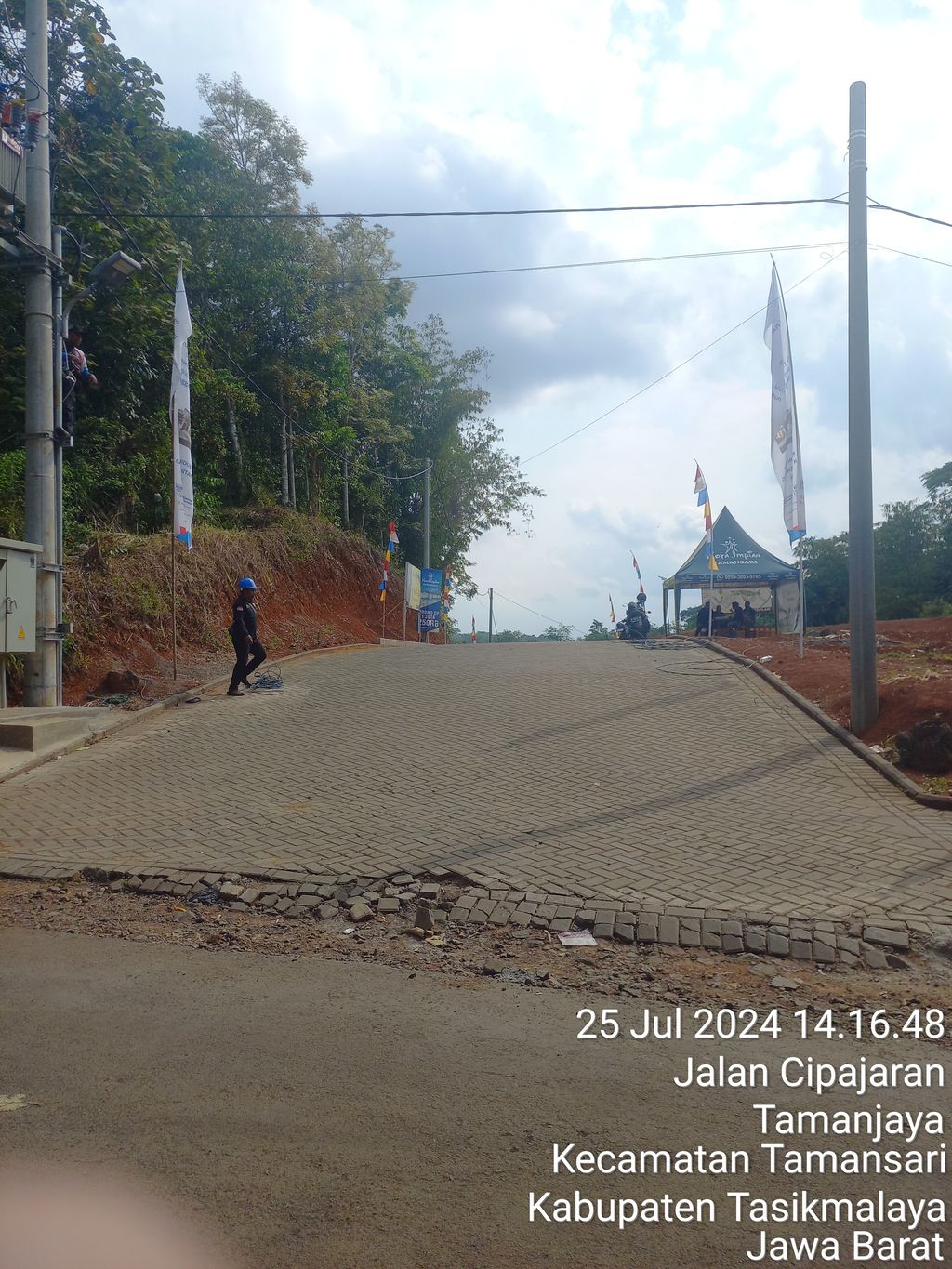 foto gerbang perumahan KOTA IMPIAN TAMANSARI 3