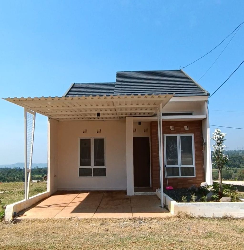 foto tampak rumah tipe 36/60 perumahan Green Sakanti Ungaran