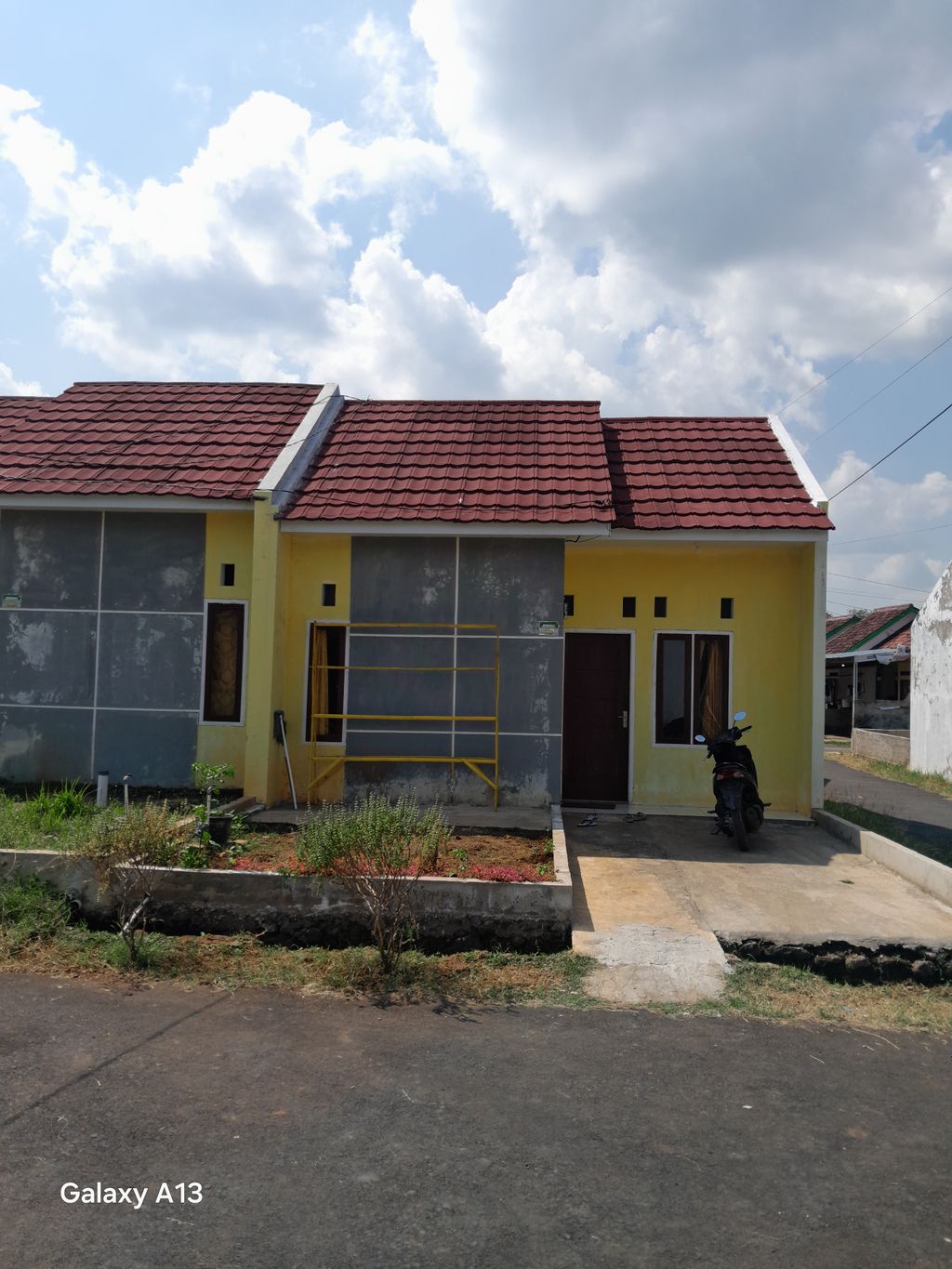 foto contoh rumah perumahan Bumi Cikondang 1