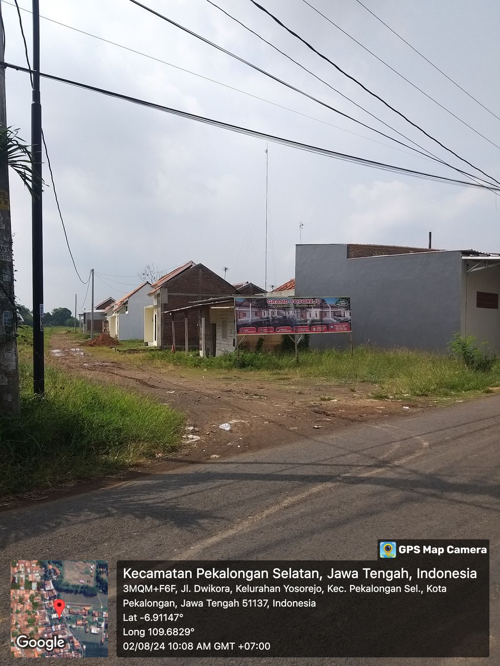 foto gerbang perumahan GRAND YOSOREJO