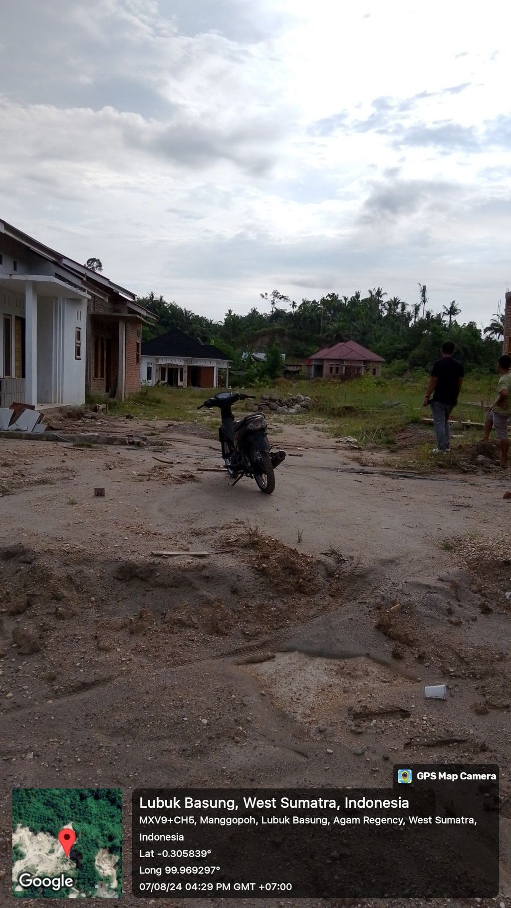 foto posisi tengah perumahan Ulya Residence III