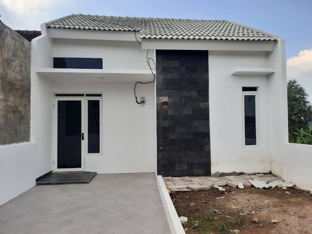 foto tampak rumah tipe Subsidi Premium perumahan Green Kedaton