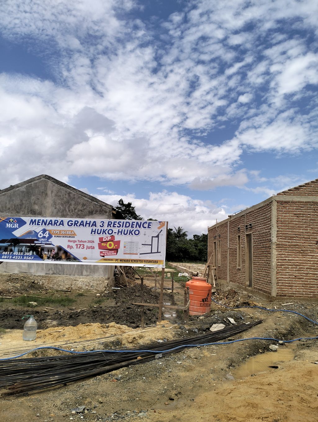 foto posisi tengah perumahan MENARA GRAHA 3 RESIDENCE