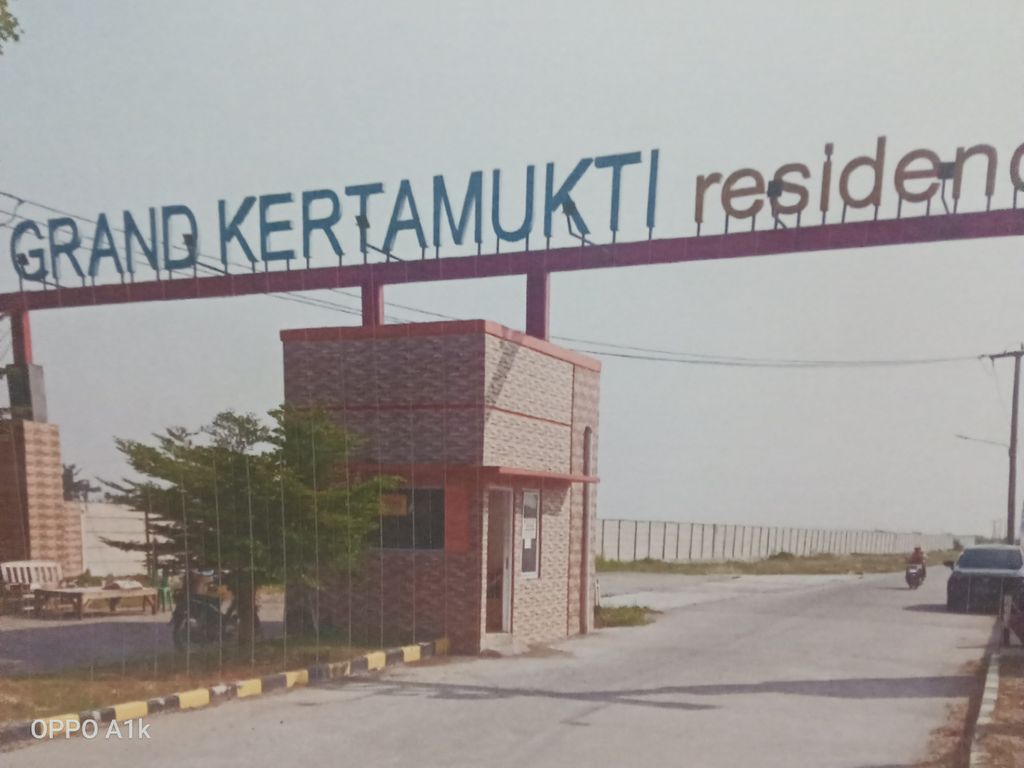 foto gerbang perumahan GRAND KERTAMUKTI RESIDENCE 2024