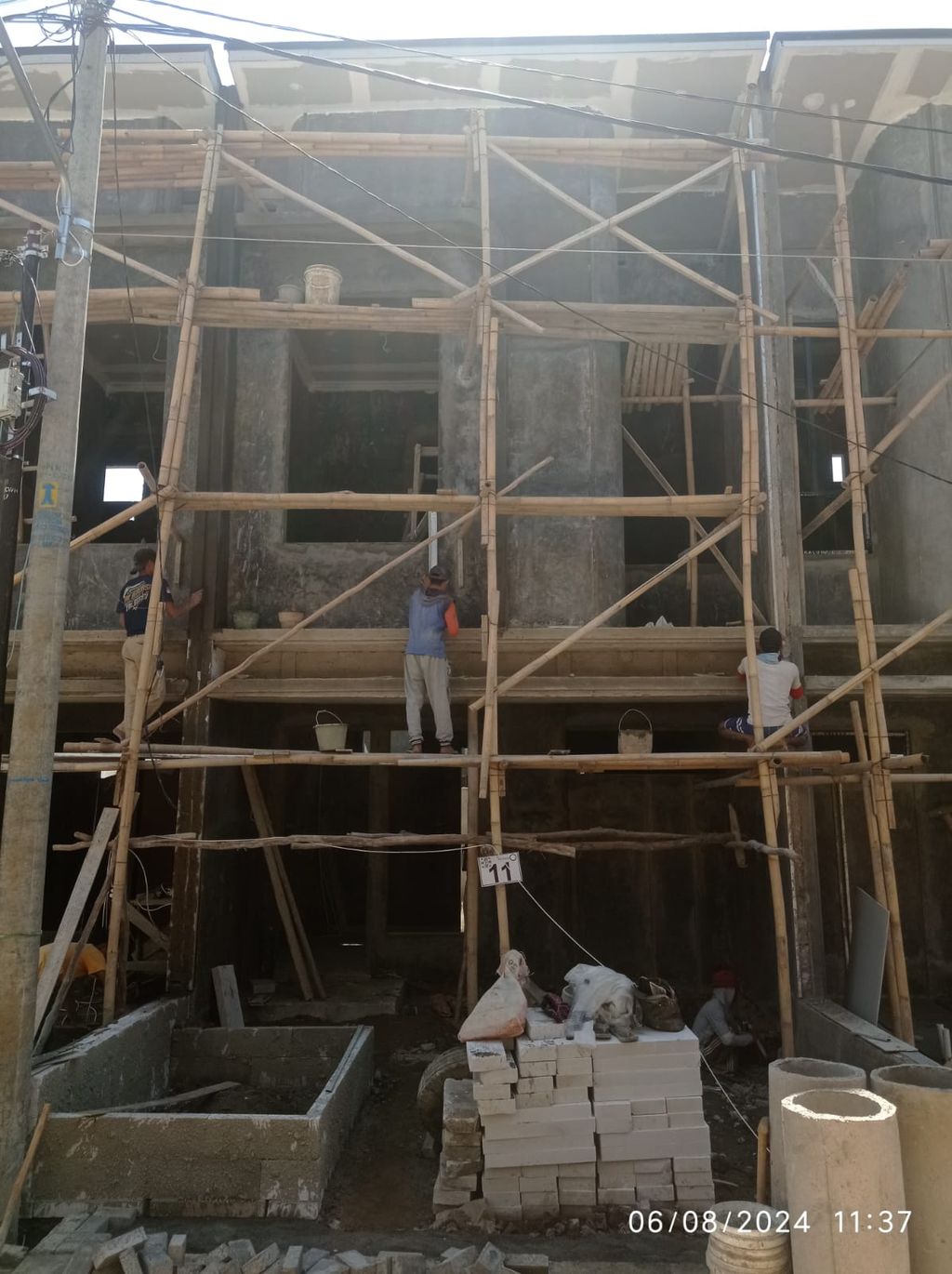 foto tampak rumah tipe 38 Compact High Ceiling (2KT) (462) perumahan G-Land Ciwastra Park 2