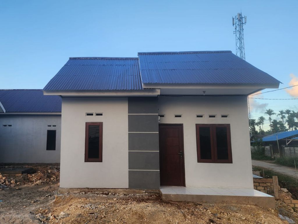 foto tampak rumah tipe T36 perumahan GRIYA MANDOUW INDAH 3