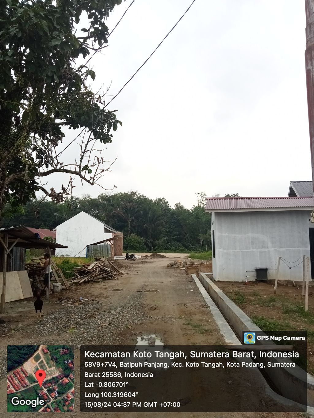 foto gerbang perumahan DIVA REGENCY 4