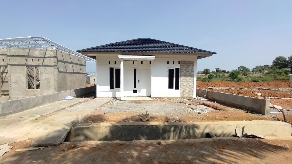 foto tampak rumah tipe RSH 36 perumahan PUTRA RESIDENCE