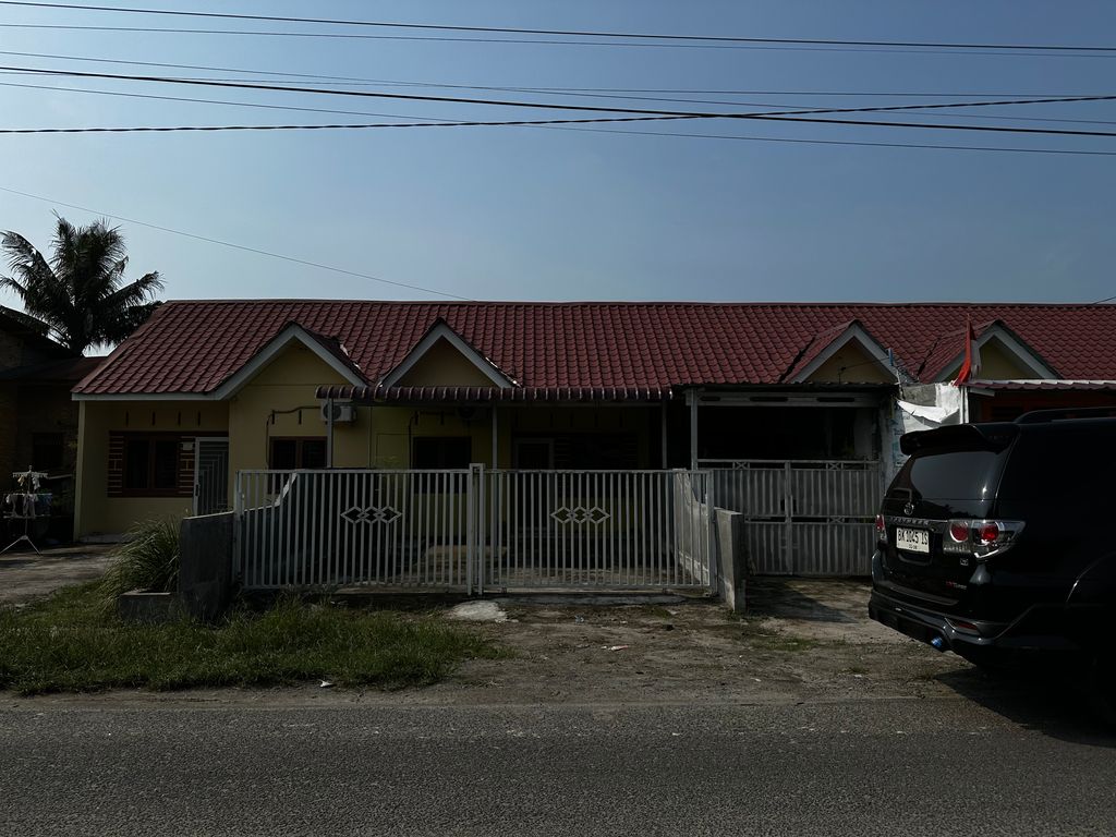 foto gerbang perumahan Griya Jogja Indah