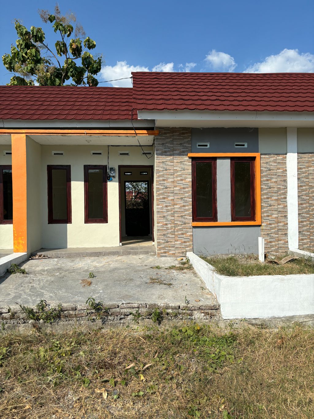 foto tampak rumah tipe 34/67 perumahan PERUMAHAN KARANGMOJO BARU