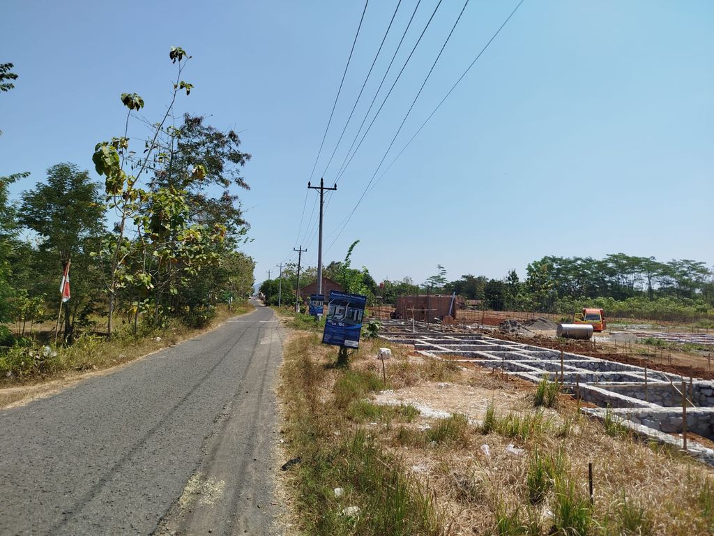 foto gerbang perumahan PONDOK INDAH NGADIROJO