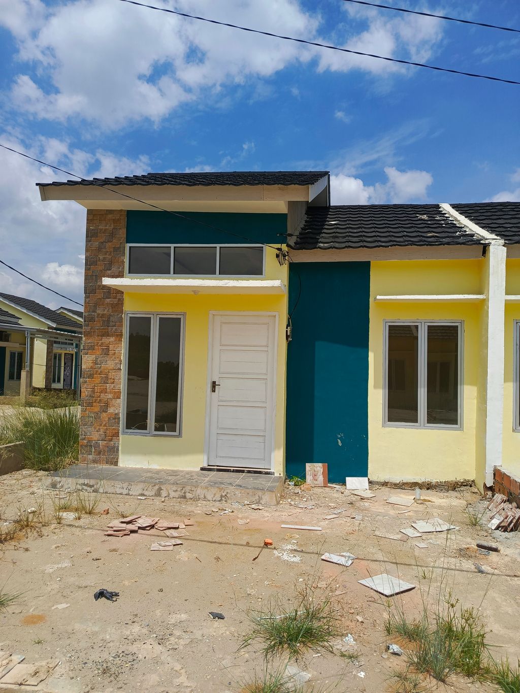 foto tampak rumah tipe 36 perumahan GRAND BATIQ REGENCY II TAHAP 3