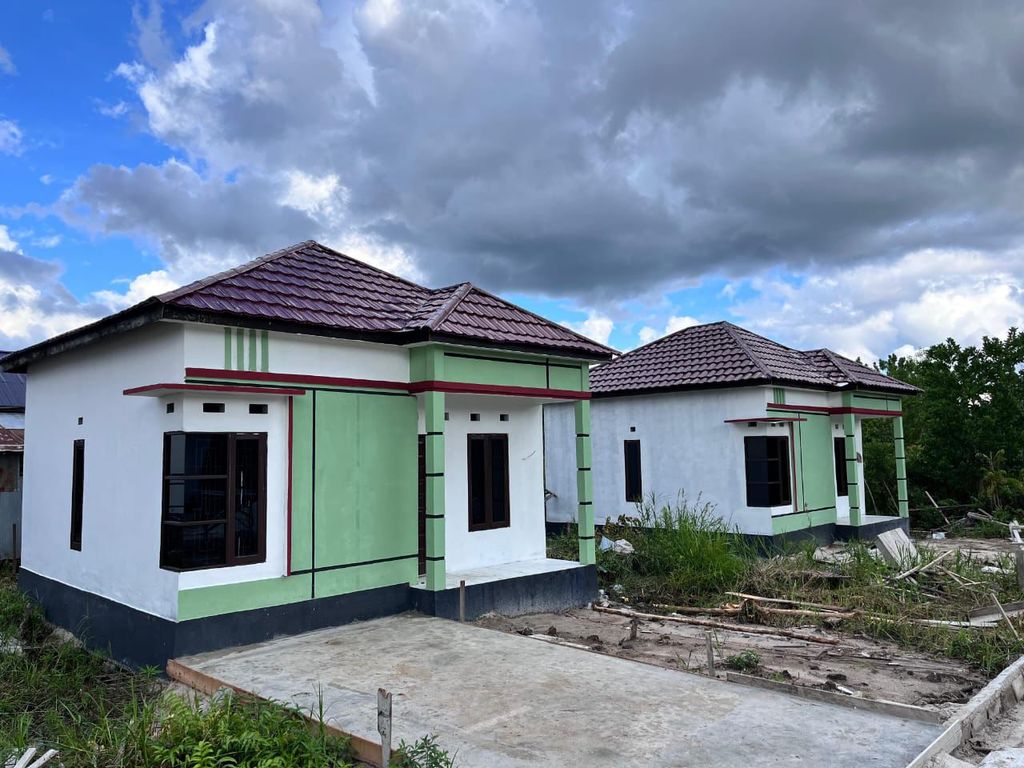 foto tampak rumah tipe 36 perumahan BUMI MAHARDIKA RAHAYU