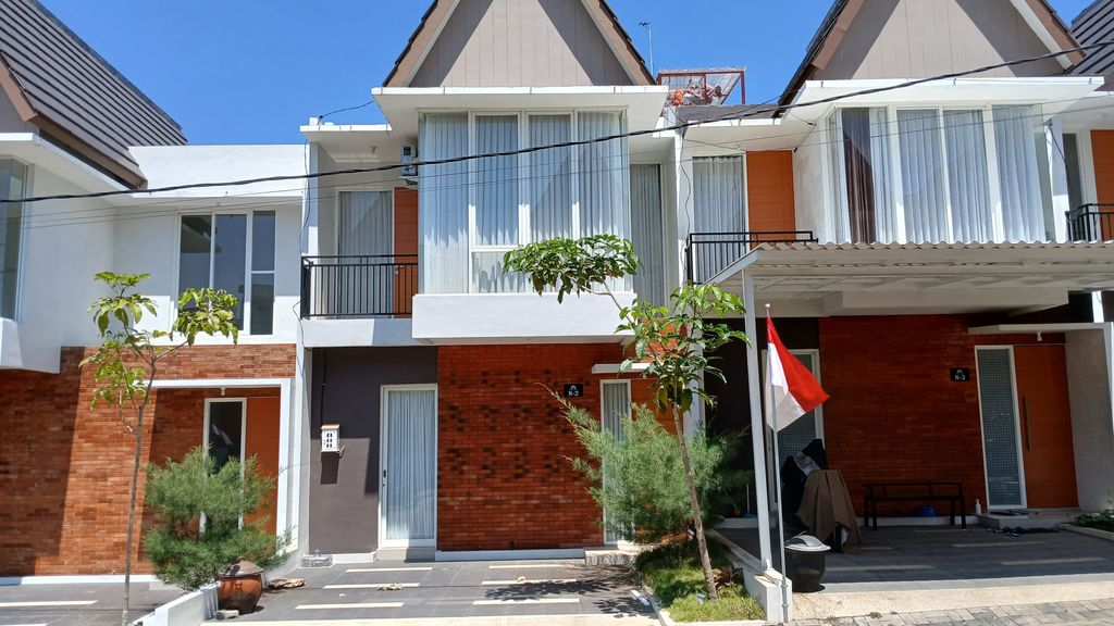 foto tampak rumah tipe T-60E perumahan GRAND ALEENA