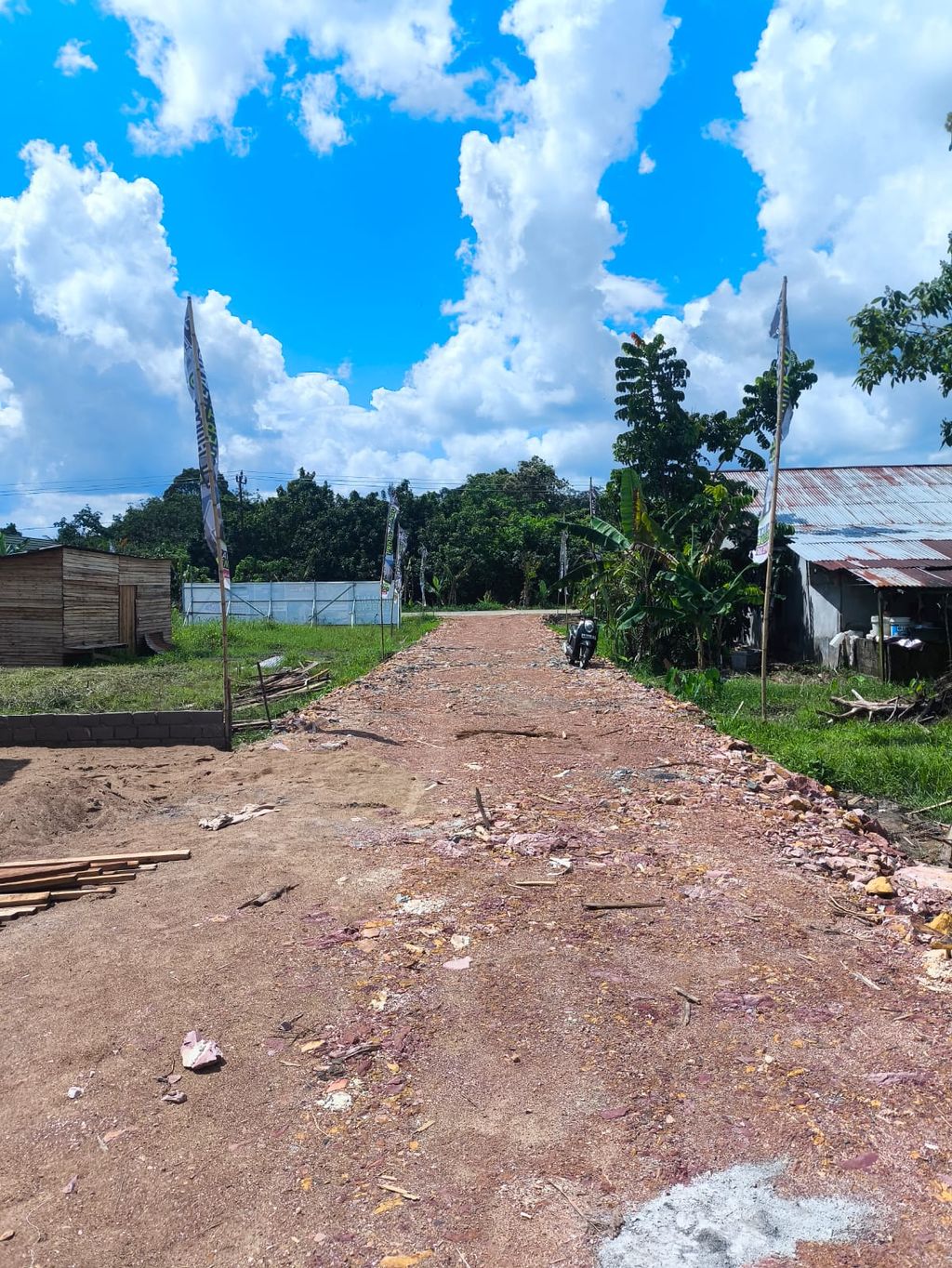 foto posisi tengah perumahan HILMANA RESIDENCE