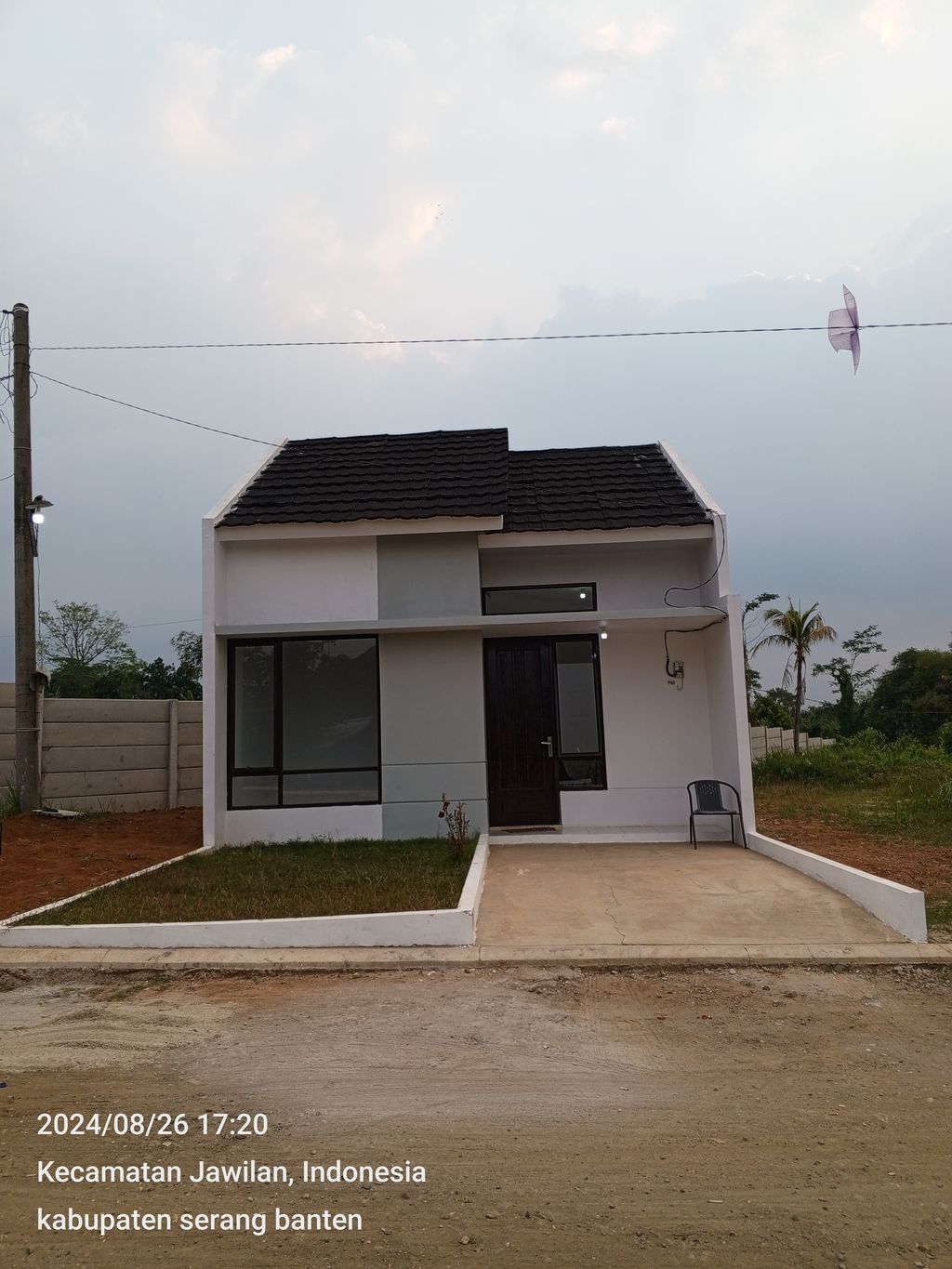 foto contoh rumah perumahan Royal TAM Citeras