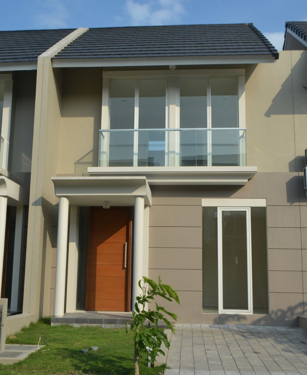 foto tampak rumah tipe 70/72 2 lantai perumahan PERUMAHAN GRAND PELANGI CILEUNGSI