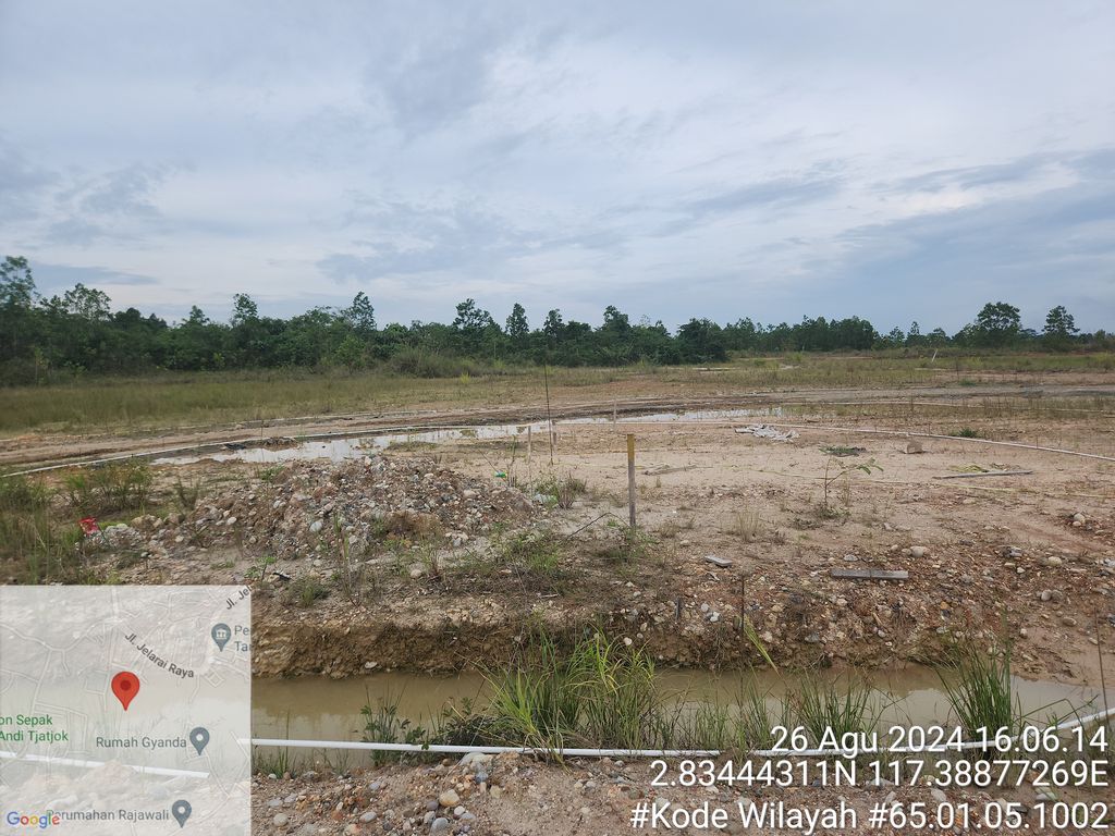 foto posisi tengah perumahan Nuanza Khatulistiwa Regency