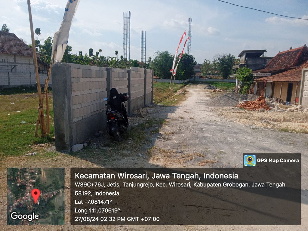 foto gerbang perumahan Perumahan Grand Wirosari