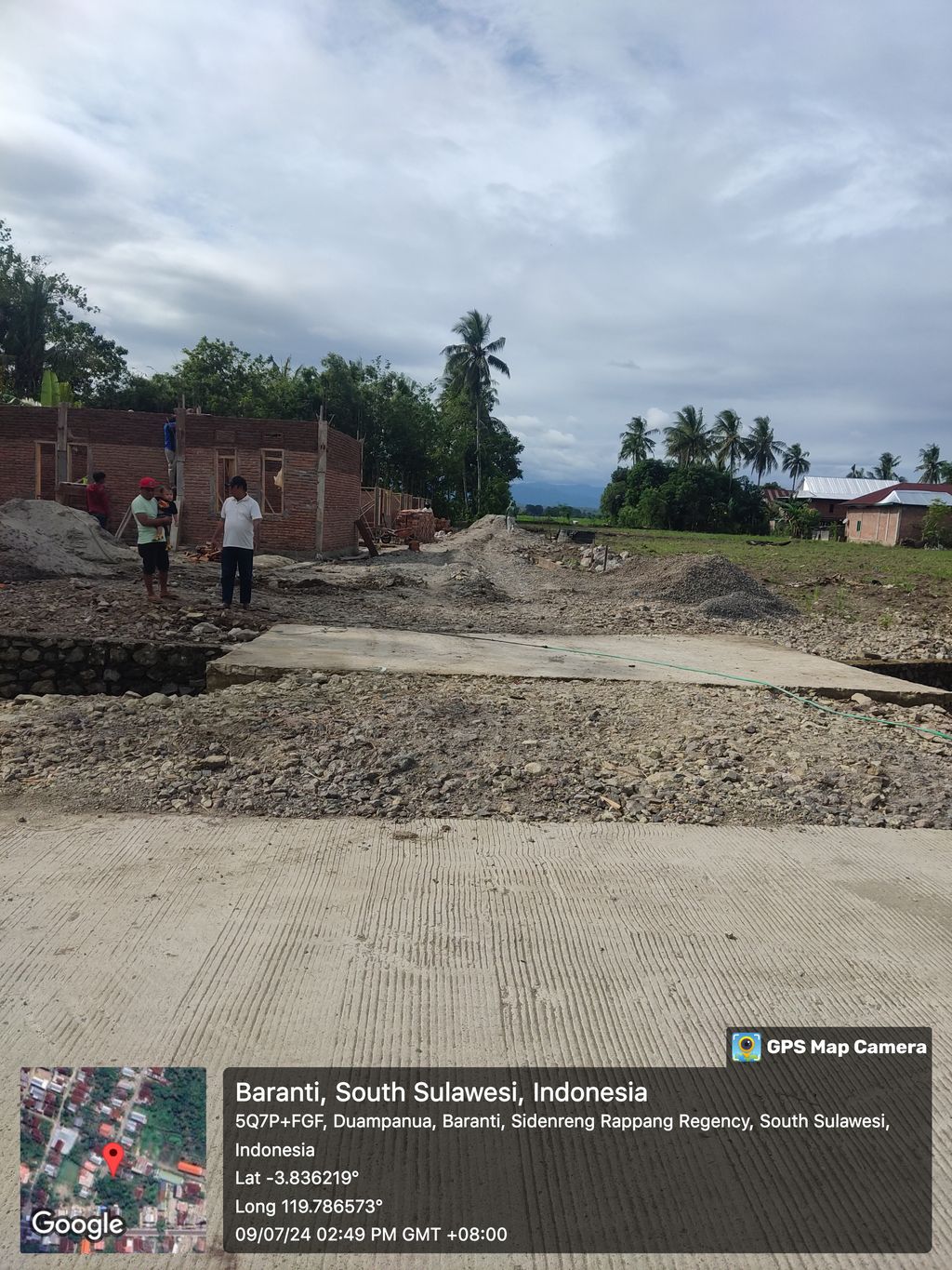 foto gerbang perumahan PERUMAHAN TIGA PUTRI RESIDENCE