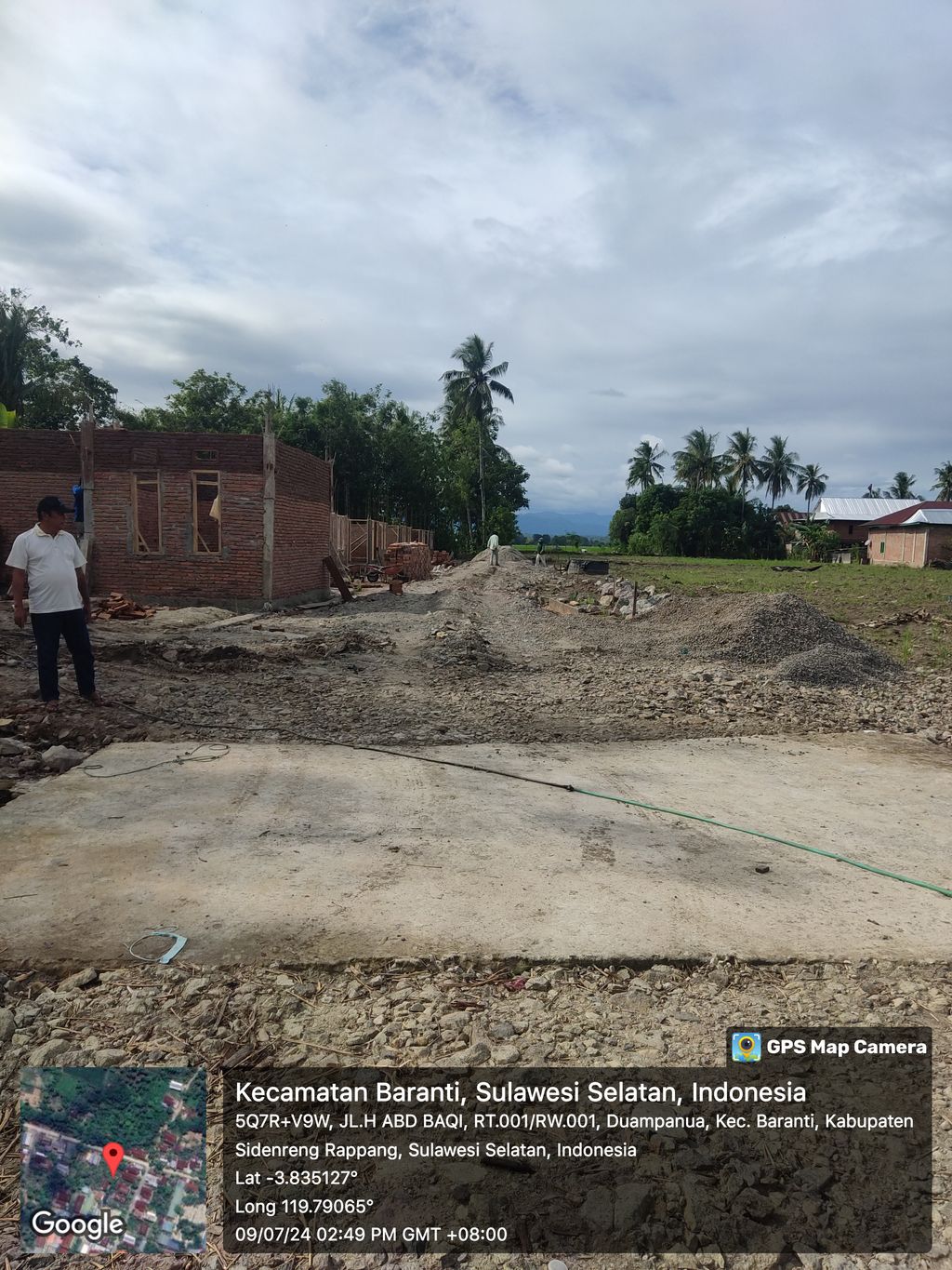 foto posisi tengah perumahan PERUMAHAN TIGA PUTRI RESIDENCE