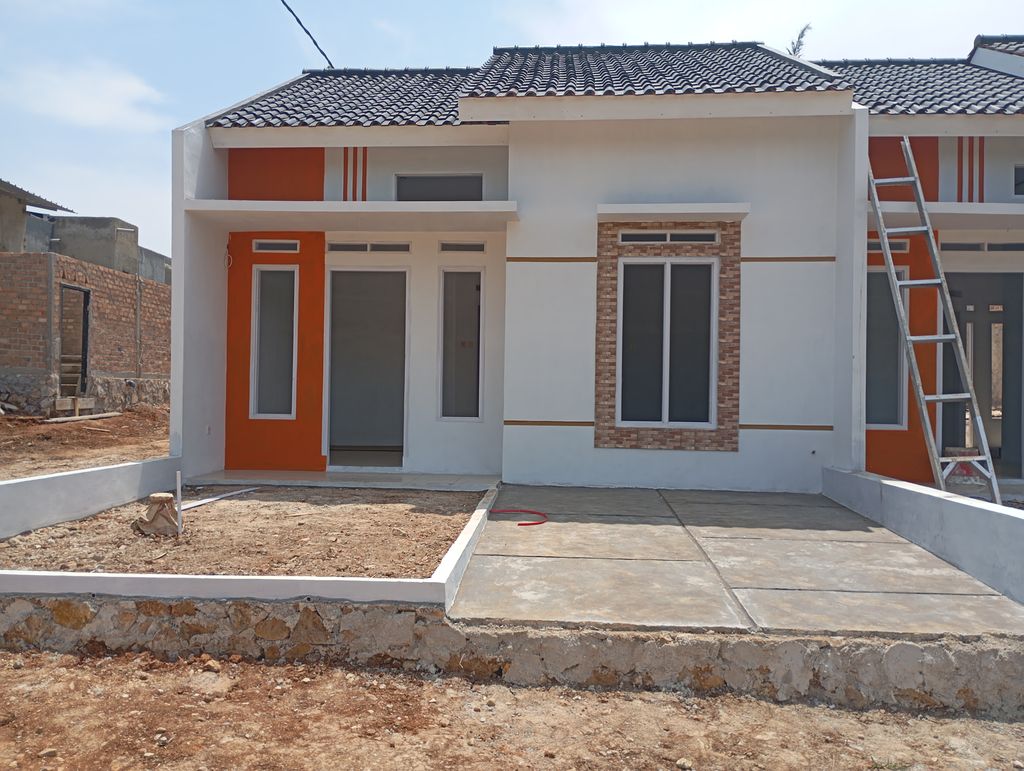 foto contoh rumah perumahan Grand moetiara residence