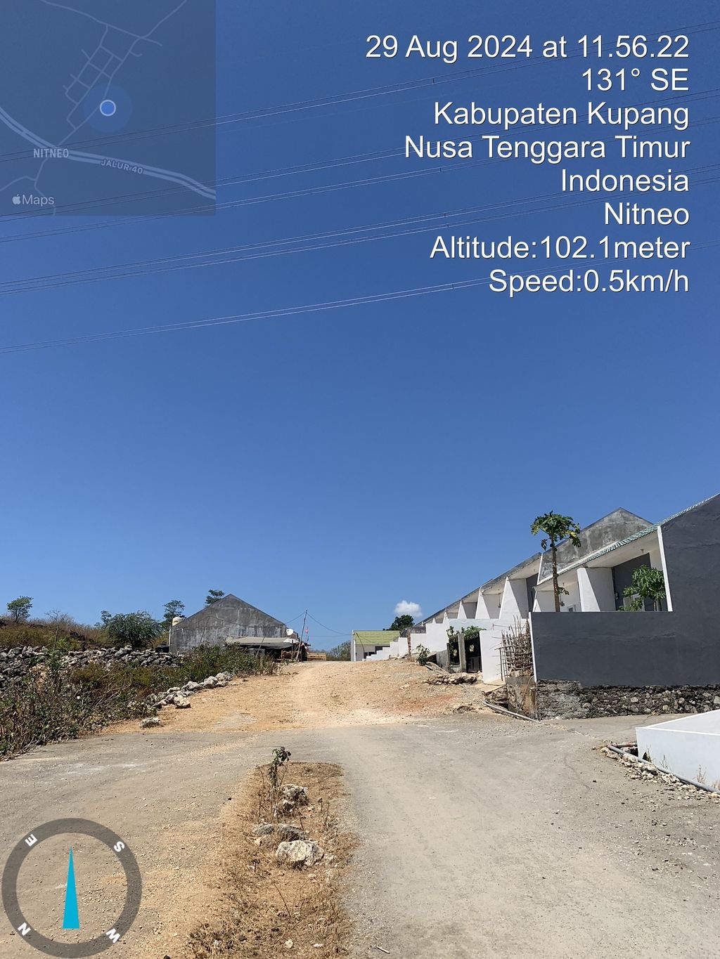 foto gerbang perumahan Graha Kupang Indah