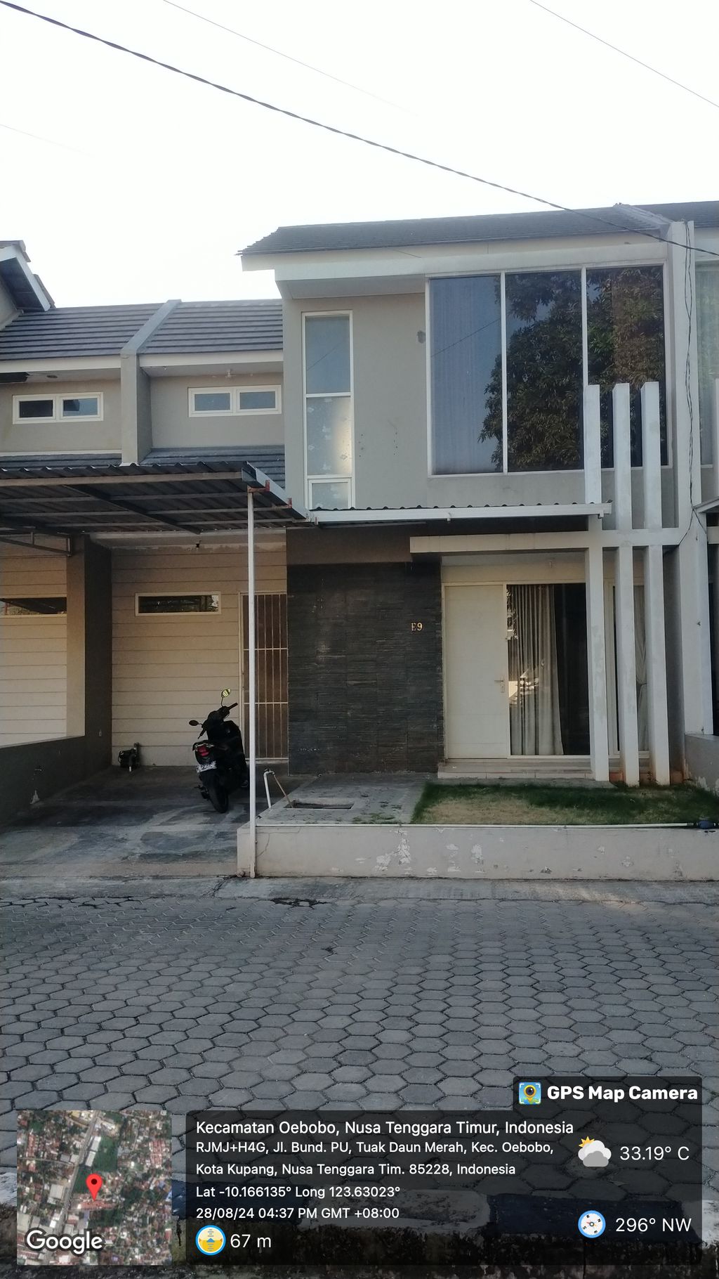 foto contoh rumah perumahan PERUMAHAN EMERALD PARK