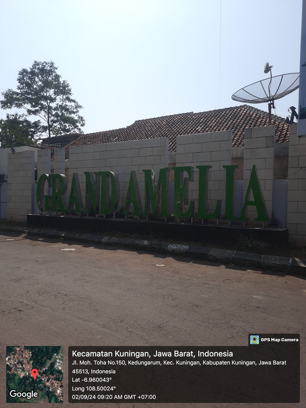 foto gerbang perumahan GRAND AMELIA 2